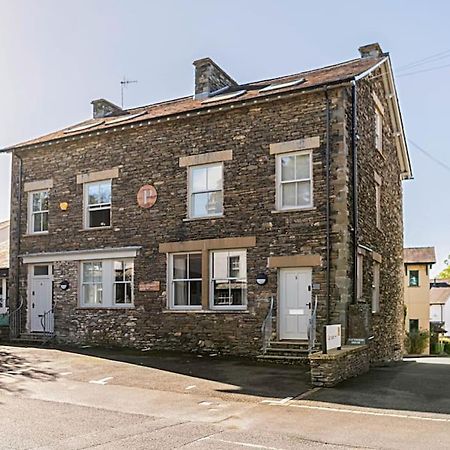 Shamrock, Bowness On Windermere, Superb One Bedroom Apartment With Private Parking Екстер'єр фото